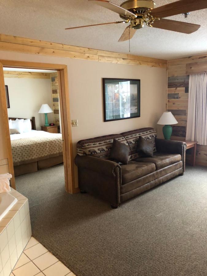 Flat Creek Inn